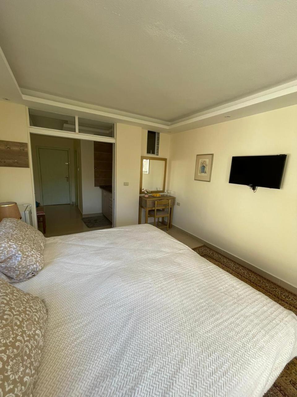 Classy Hostel Madaba Kültér fotó